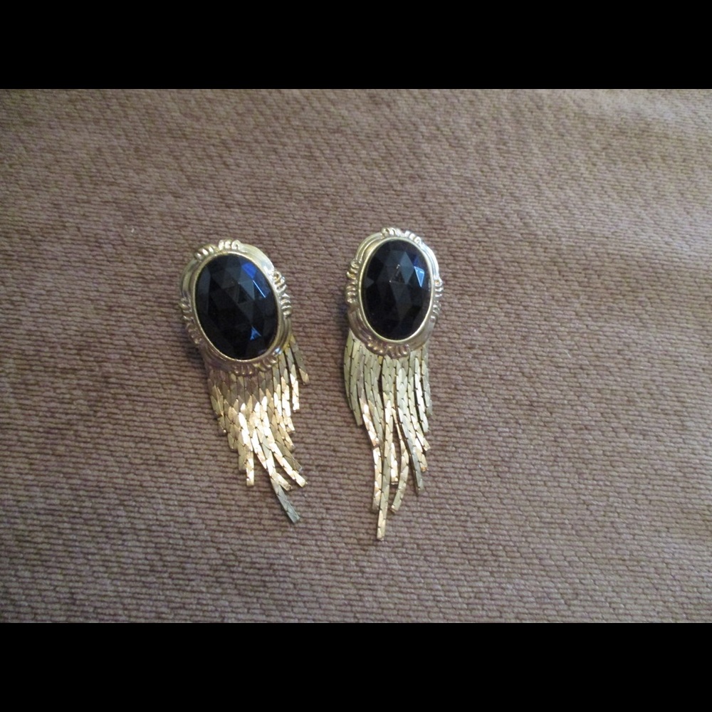 Vintage black clip earrings